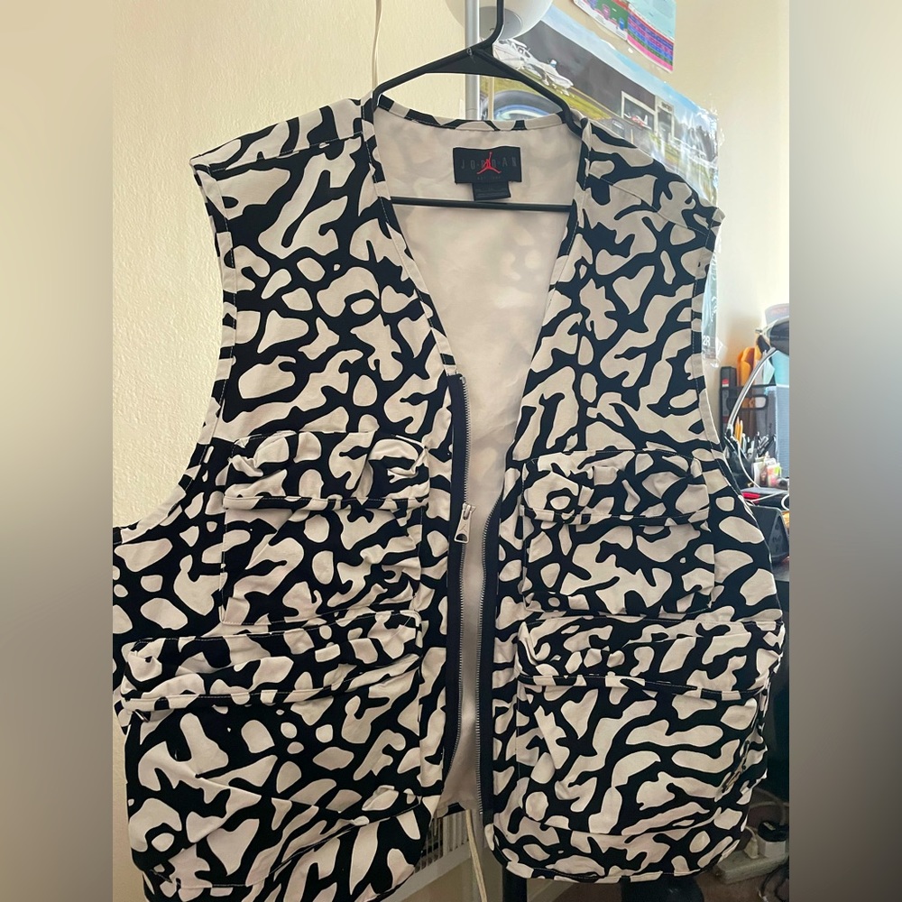Jordan Vest